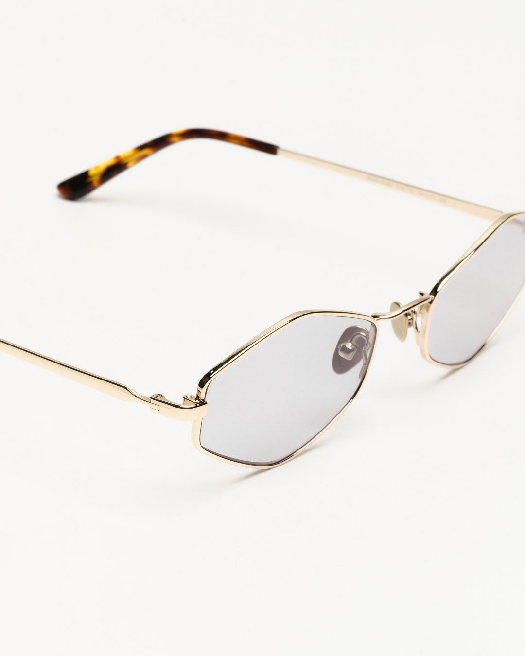 MODEL 004B
